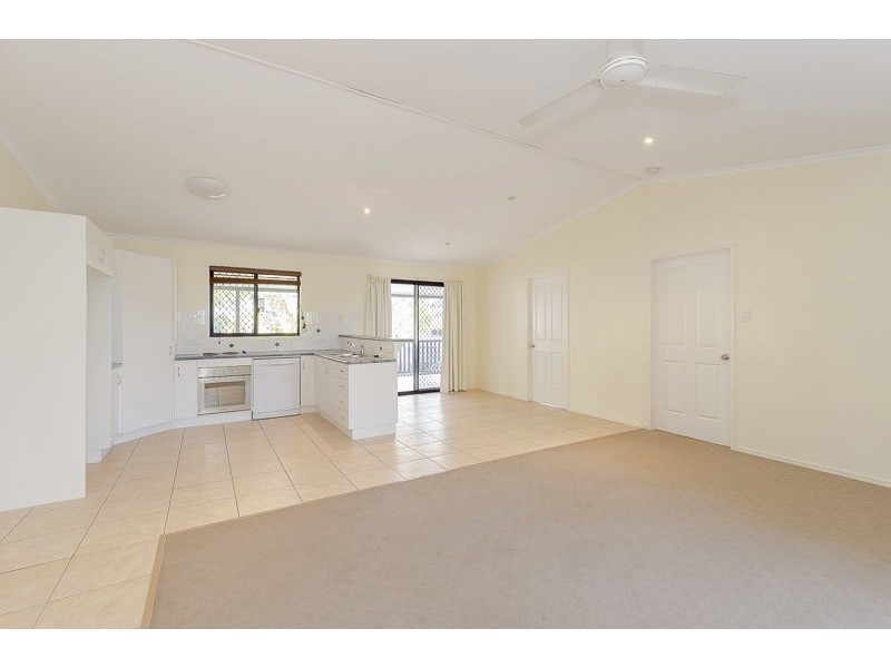 7 Walnut Street, New Auckland QLD 4680