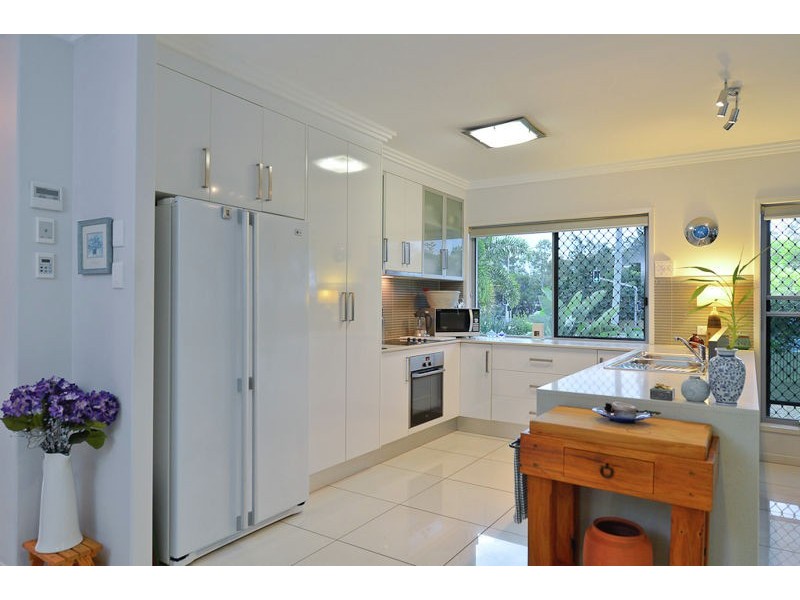 62 Boles Street, West Gladstone QLD 4680