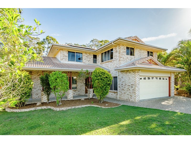 13 Barrine Close, Clinton QLD 4680