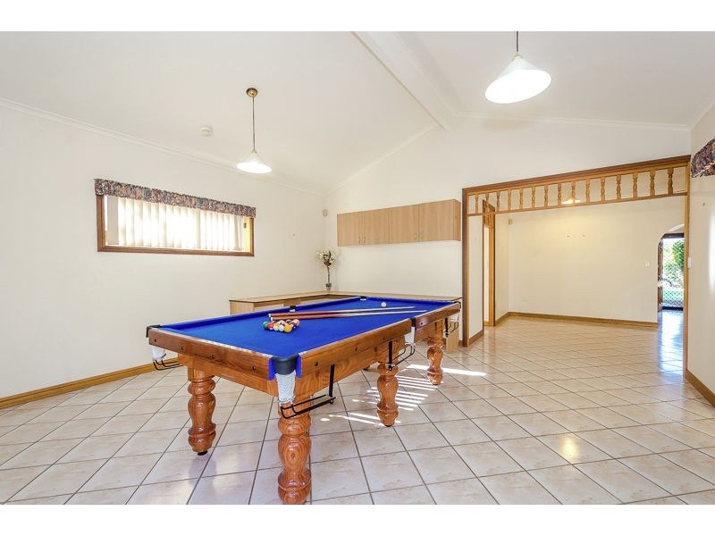 13 Barrine Close, Clinton QLD 4680