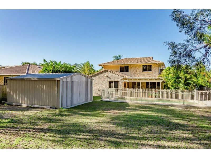 13 Barrine Close, Clinton QLD 4680