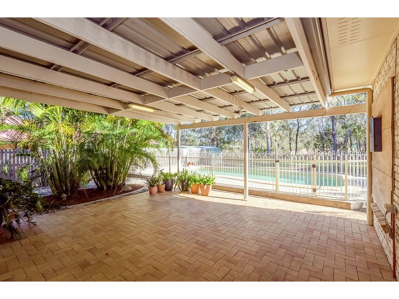 13 Barrine Close, Clinton QLD 4680