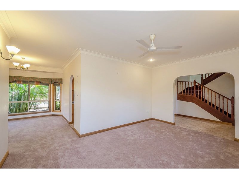 13 Barrine Close, Clinton QLD 4680