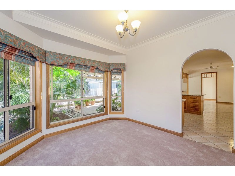 13 Barrine Close, Clinton QLD 4680