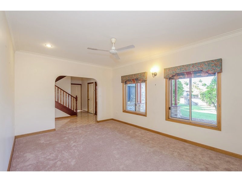 13 Barrine Close, Clinton QLD 4680