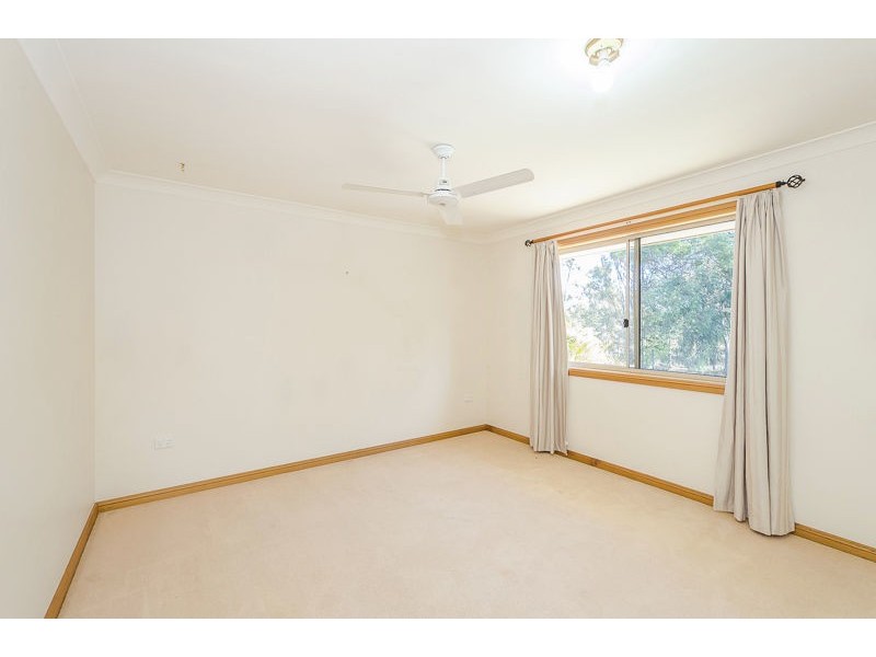 13 Barrine Close, Clinton QLD 4680