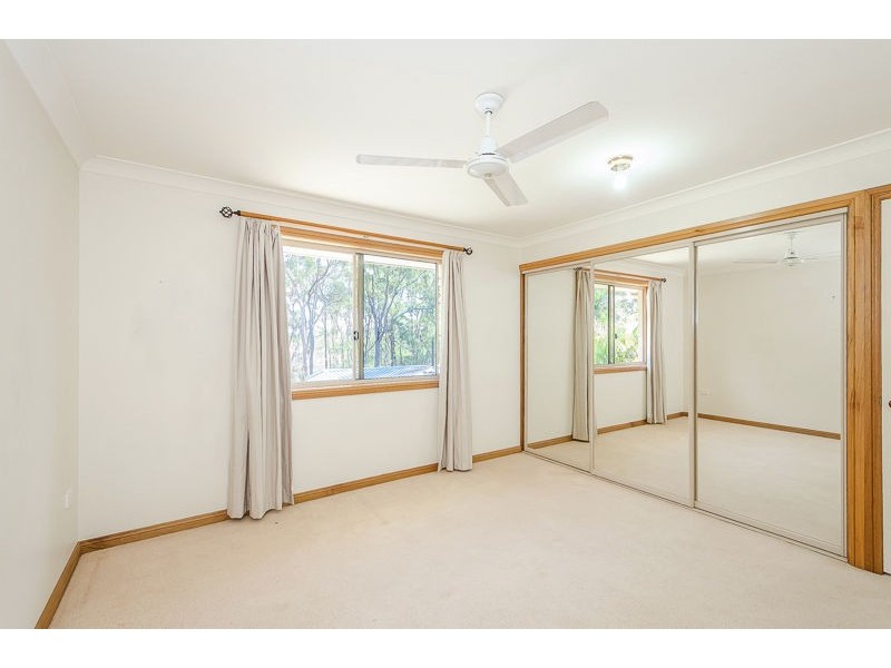 13 Barrine Close, Clinton QLD 4680