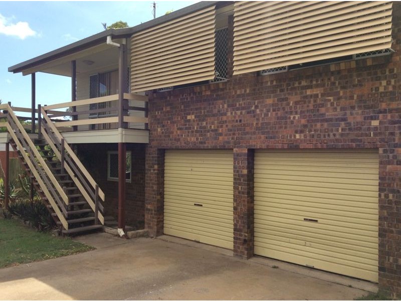 8 Gretel Drive, Clinton QLD 4680