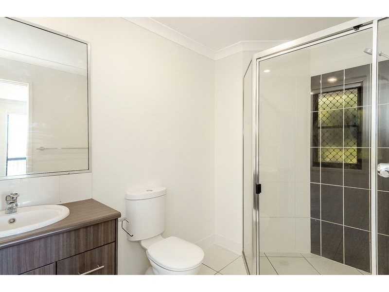 1/24 Mc Leod Street, Boyne Island QLD 4680