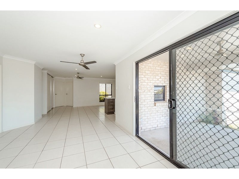 1/24 Mc Leod Street, Boyne Island QLD 4680