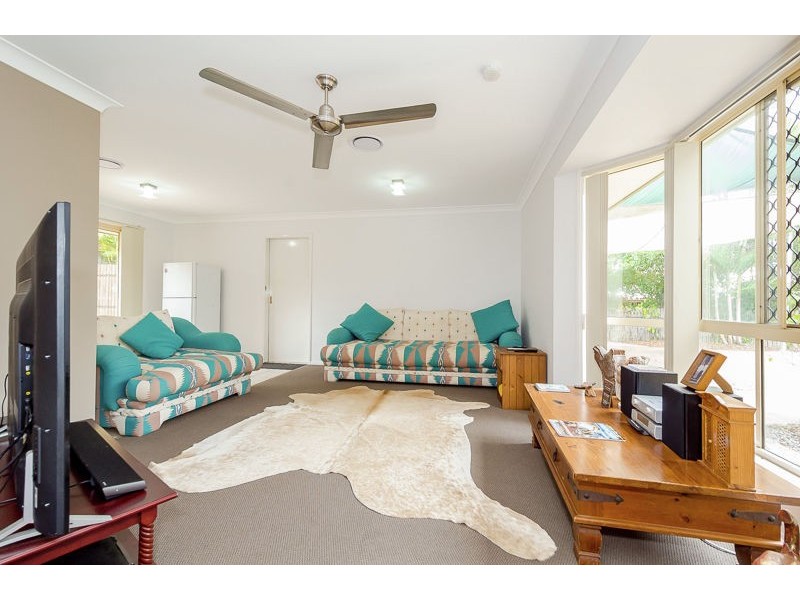 19 Benjamin Court, Glen Eden QLD 4680
