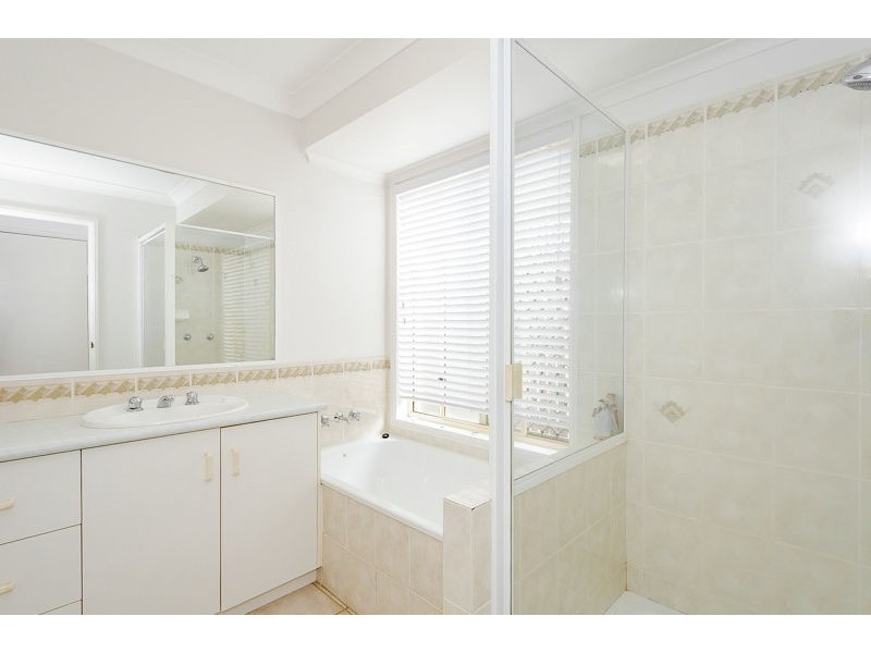 19 Benjamin Court, Glen Eden QLD 4680