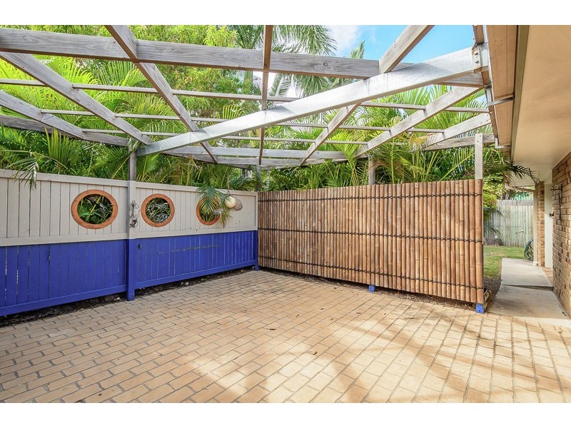 19 Benjamin Court, Glen Eden QLD 4680