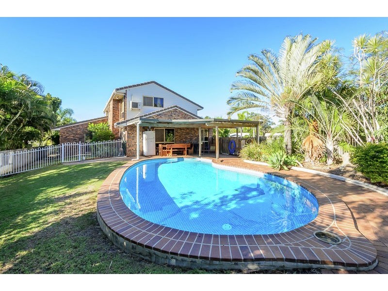 3 Carpentaria Close, Clinton QLD 4680