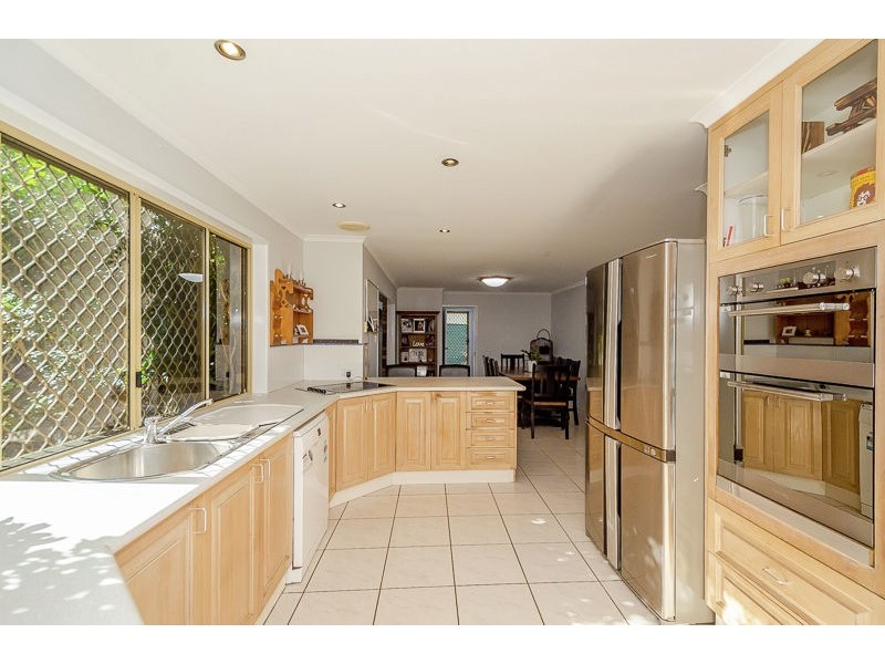 3 Carpentaria Close, Clinton QLD 4680