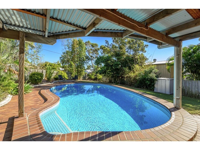 3 Carpentaria Close, Clinton QLD 4680
