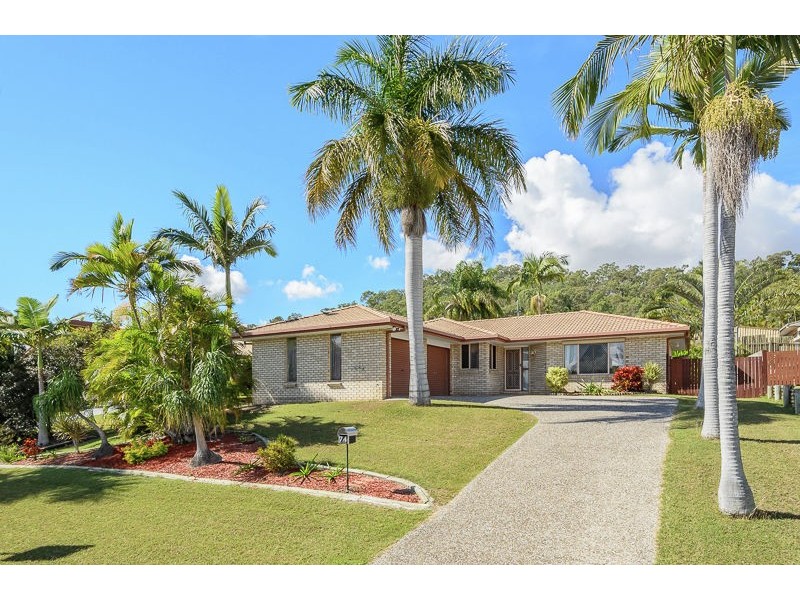 74 Dixon Drive, Telina QLD 4680