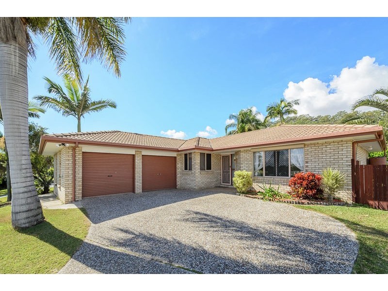 74 Dixon Drive, Telina QLD 4680
