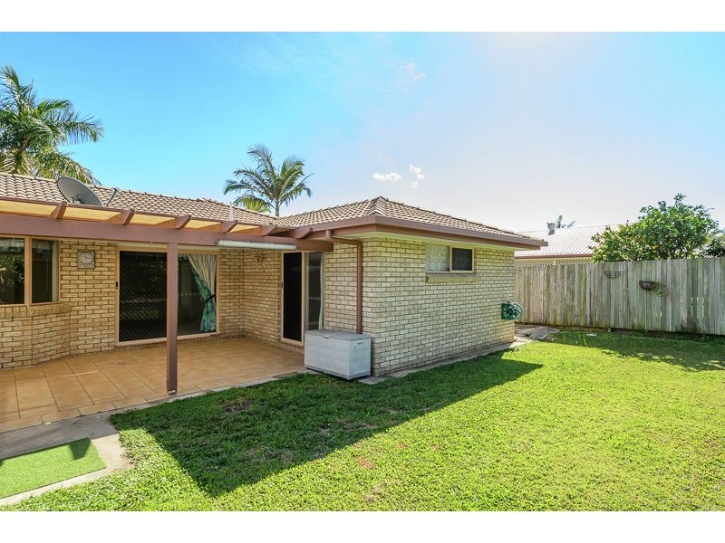 74 Dixon Drive, Telina QLD 4680