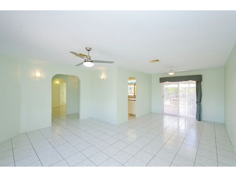 74 Dixon Drive, Telina QLD 4680