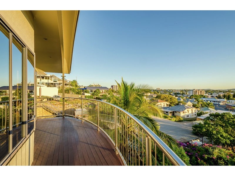 7 Auckland Street, Gladstone QLD 4680