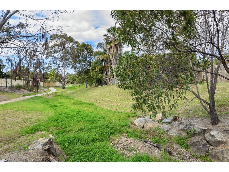 6 Nicholas Street, Glen Eden QLD 4680