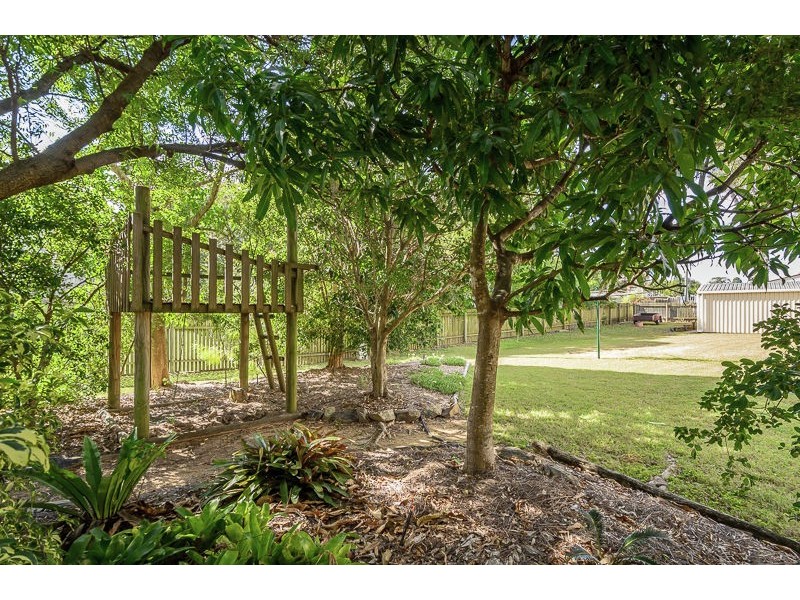 6 Nicholas Street, Glen Eden QLD 4680