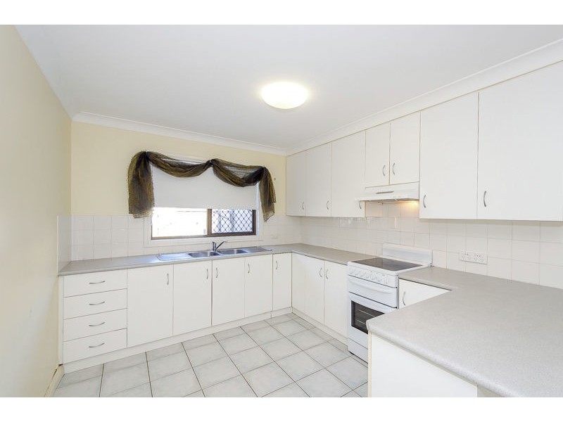 27/7 Nothling, New Auckland QLD 4680