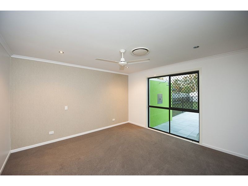 17 Beezley Street, Glen Eden QLD 4680