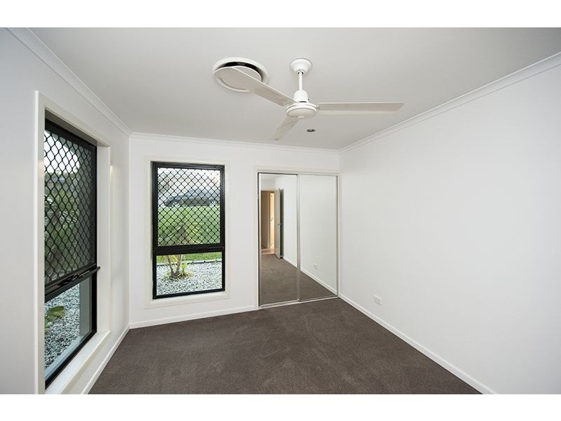 17 Beezley Street, Glen Eden QLD 4680