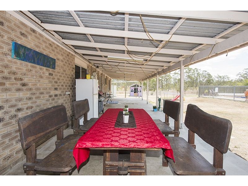 3 Saggitarius Street, River Ranch QLD 4680