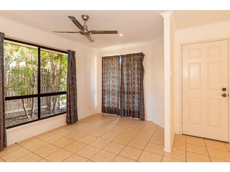 121a Col Brown Avenue, Clinton QLD 4680