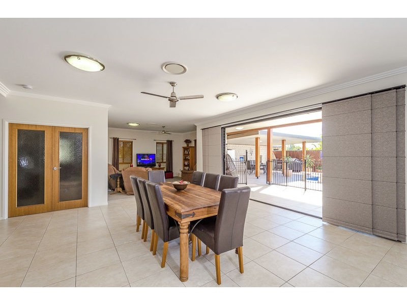 1 Victoria Avenue, Glen Eden QLD 4680