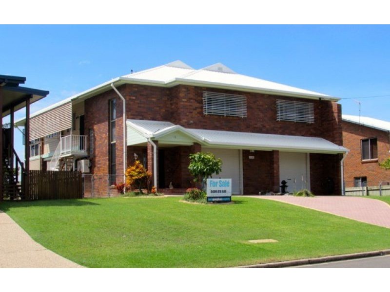 72 Booth Avenue, Tannum Sands QLD 4680