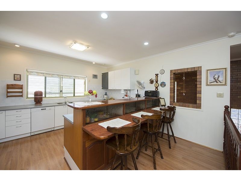 72 Booth Avenue, Tannum Sands QLD 4680
