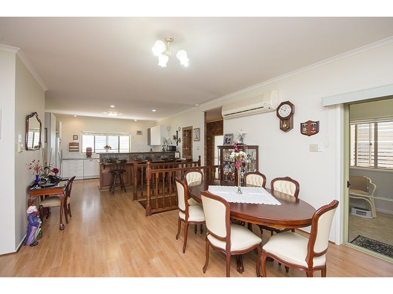 72 Booth Avenue, Tannum Sands QLD 4680