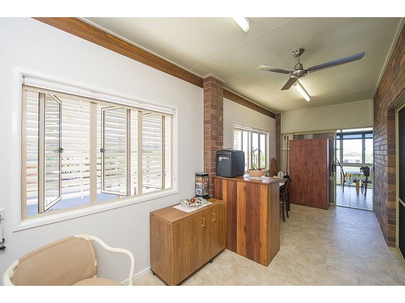 72 Booth Avenue, Tannum Sands QLD 4680
