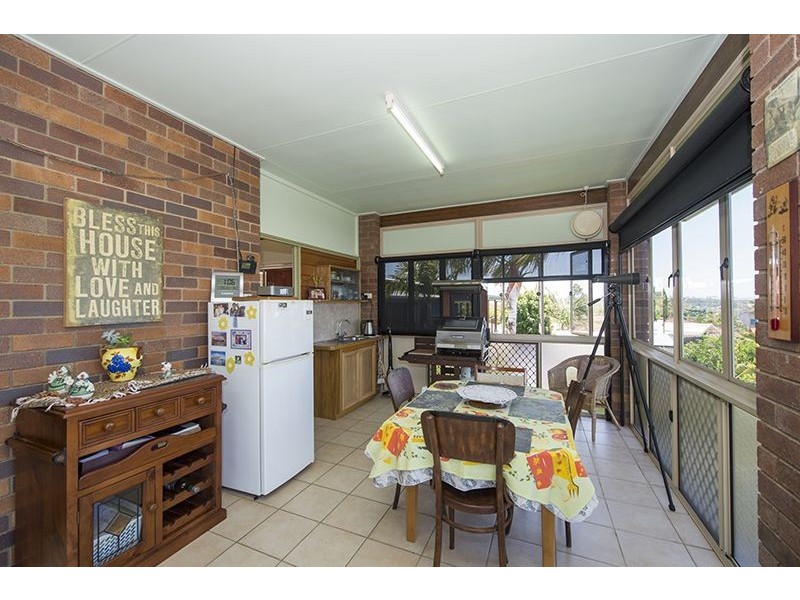 72 Booth Avenue, Tannum Sands QLD 4680