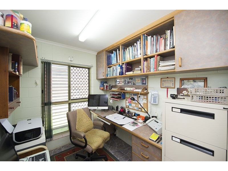 72 Booth Avenue, Tannum Sands QLD 4680
