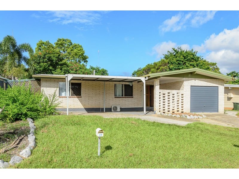27 Anderson Street, Clinton QLD 4680