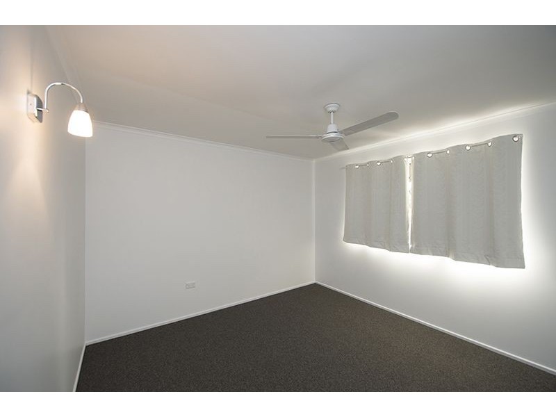 27 Anderson Street, Clinton QLD 4680