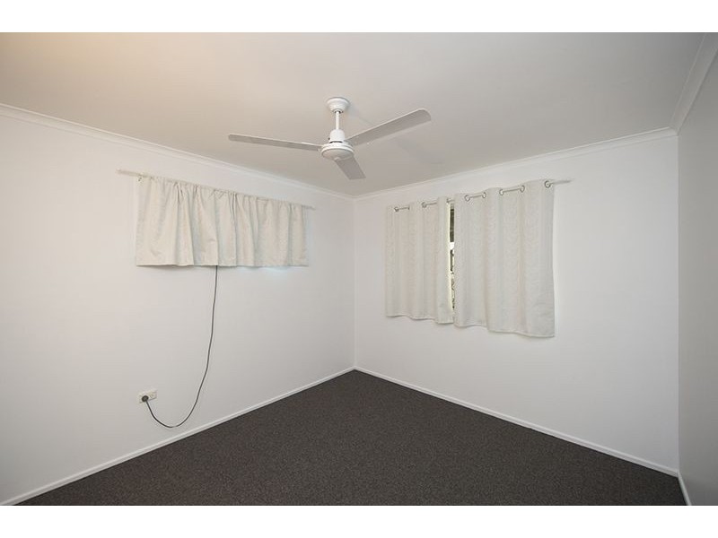 27 Anderson Street, Clinton QLD 4680