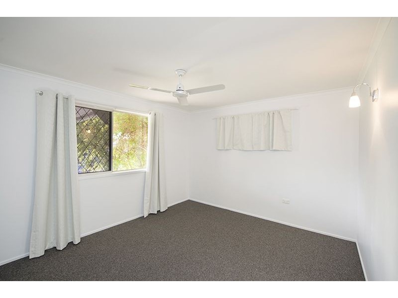 27 Anderson Street, Clinton QLD 4680