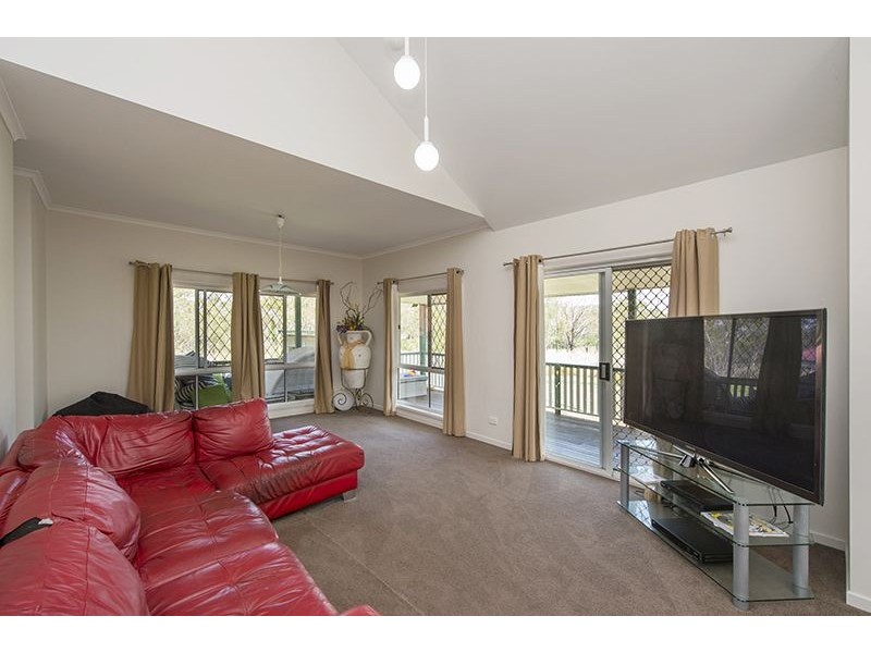 716 Glenlyon Road, Glen Eden QLD 4680