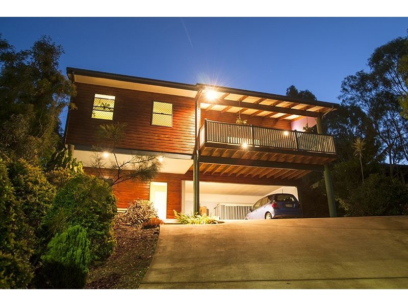 52 Oxley Drive, South Gladstone QLD 4680