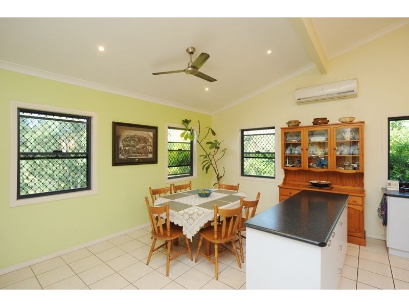 52 Oxley Drive, South Gladstone QLD 4680