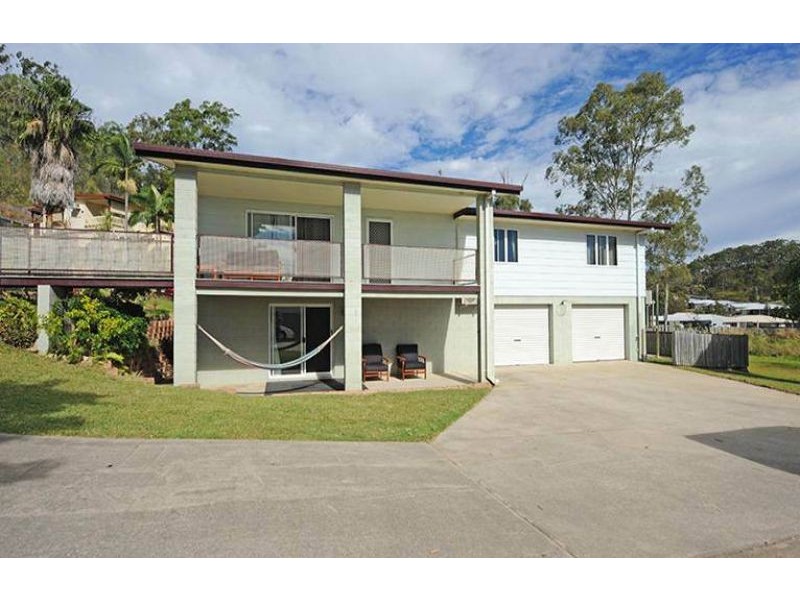 27 Pine Avenue, West Gladstone QLD 4680