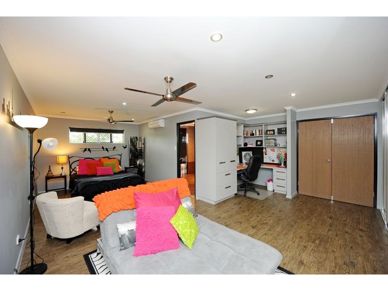 6 Treetops Close, O’connell QLD 4680