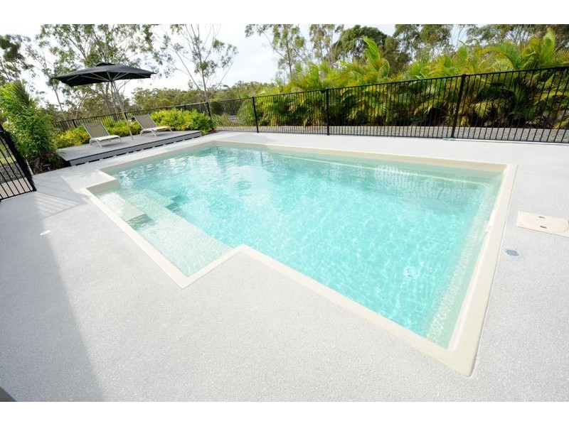 6 Treetops Close, O’connell QLD 4680