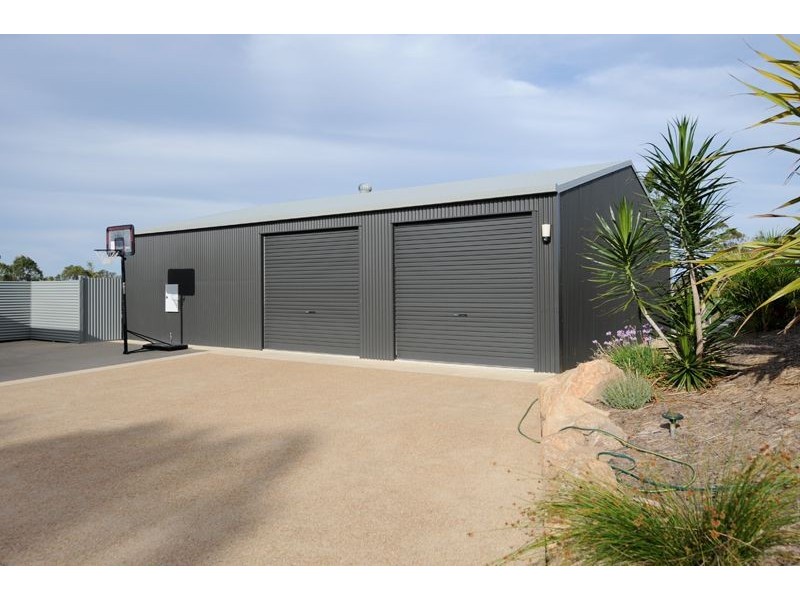 6 Treetops Close, O’connell QLD 4680